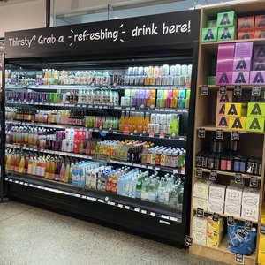 Refrigerador Vertical de Gran Capacidad GENERALFUSHI, Multideck Abierto para Bebidas y Productos, con Estantes Ajustables y Luces LED - Product Image 2