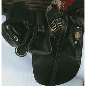 Selles australiennes STOCK avec raccord complet en laiton et accessoires taille 15,16,17,18 $75 - Product Image 3