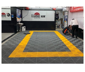 Revêtement de sol en plastique écologique antidérapant, dalles de sol de garage à emboîtement avec drainage - Product Image 3