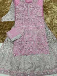 Mode indienne tendance pour femmes, robe longue Anarkali en filet lourd brodé, modal extensible, Kurti, dupatta, tenue de soirée de mariage - Product Image 4