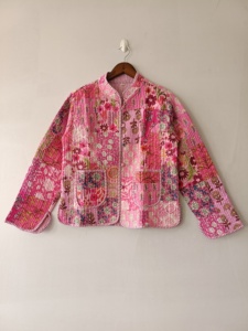 Veste courte en patchwork de coton |   Manteau bohème vintage fait main, léger et doux, idéal pour les festivals - Product Image 1