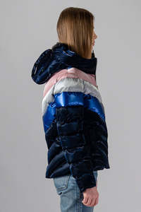 Wholesale <b>Women</b>’s <b>Puffer</b> Contrast <b>Jacket</b> Custom Casual Wear Windproof Zipper Closure Side Pockets <b>Women's</b> Premium Winter Coat - Product Image 2