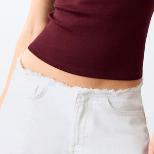 Shorts de Mezclilla Casuales y Cómodos para Mujer con Bolsillos Laterales y Presillas para Cinturón, Logotipo Personalizado / Diseño Inspirado en Tendencias 2026 - Product Image 3