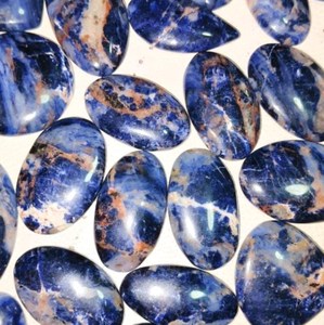 Lote de piedras preciosas sueltas de sodalita natural, cabujón de sodalita pulido, cristal curativo para la fabricación de anillos, colgantes y joyas. - Product Image 1