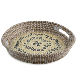 Plateau de service rond en rotin artisanal avec incrustation de nacre, plateau décoratif tissé avec poignées pour table basse, décoration intérieure - Product Image 1
