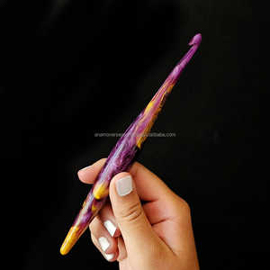 Crochets à crochetage en résine à finition lisse pour une couture rapide et facile - Product Image 4