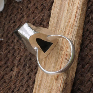 Bague Solitaire Classique Bohème Faite à la Main en Argent Sterling 925 avec Sertissage Bezel et Pierre Fumée, Certifiée Jaipur, Unisexe - Product Image 5