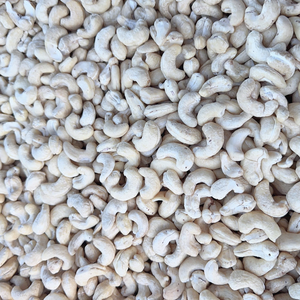 Offre Spéciale : Meilleur Prix pour Noix de Cajou Cassées en Gros, Noix de Cajou Entières Biologiques W320 W210 Santigo, Emballage Personnalisé Disponible - Product Image 1