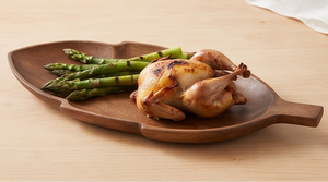 Assiette de service en bois faite à la main, design classique en bois naturel, finition polie, pour la maison, les mariages, les événements, les restaurants - Product Image 5