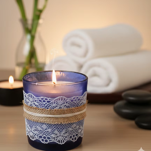 Vela Aromática de Cera de Soya Hecha a Mano en Frasco de Vidrio Azul Premium, Ecológica, para Bodas, Ramadán, Navidad, Hogares Modernos y Acogedores - Product Image 2