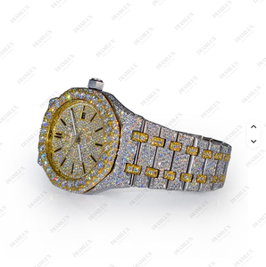 Reloj de Buceo de Marca con Correa de Tela Cuadrada Totalmente Adornada con Diamantes de Moissanita, Resistencia al Agua de 5 BAR, Cierre de Mariposa - Joyería Hip Hop - Product Image 2