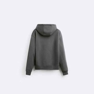 เสื้อฮู้ดดี้ผู้ชายแบบโอเวอร์ไซส์ผ้าฝ้ายฟลีซคุณภาพสูงสำหรับฤดูหนาว พิมพ์โลโก้ได้ตามต้องการ เหมาะสำหรับวิ่งและออกกำลังกาย - Product Image 5