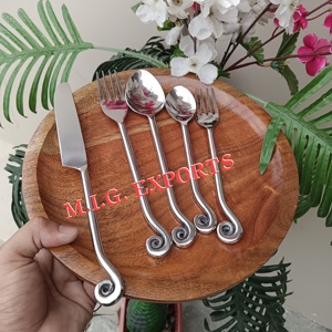 Juego de Cubiertos de Acero Inoxidable con Mango Único Hecho a Mano, Diseño en Espiral, Estilo Vintage, para Hogar y Restaurante, 5 Piezas - Product Image 1