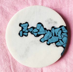 Posavasos de piedra de primera calidad, mármol hecho a mano con incrustaciones de resina intrincadas, protección de mesa, accesorio decorativo para servir bebidas - Product Image 3