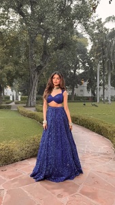 Ensemble Lehenga Choli tendance bleu roi à sequins, tenue de soirée de créateur, Lehenga indien avec dupatta, pour mariage et occasions festives - Product Image 5