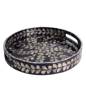 ถาดไม้เนื้อแข็งคุณภาพพรีเมียม ตกแต่งด้วยมุกดำทรงกลม สำหรับเสิร์ฟอาหาร ขนมหวาน เหมาะสำหรับงานจัดเลี้ยง - Product Image 1