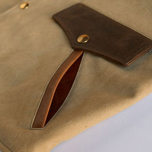 Chaleco de Cuero para Hombre con Cuello en V, Diseño OEM Personalizado, Transpirable, con Logotipo Personalizado, Estilo Urbano de Verano, Sin Mangas, CP-MLV-06 - Product Image 5