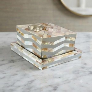 Quemador de Incienso Religioso Hecho a Mano con Diseño de Chevron, Porta Incienso Aromático para Madera de Sándalo, Uso en Todas las Estaciones - Product Image 1