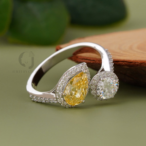 แหวนเพชรเหลืองแฟนซี 1.04 กะรัต ทรงลูกแพร์ ประดับเพชรรอบวง 14k ทองเหลือง ดีไซน์พิเศษสำหรับงานแต่งงาน - Product Image 4