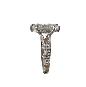 Marquise Cut Moissanite Anillo de compromiso Moissanite 925 Sterling Silver Anillo personalizado Regalo para otros - Product Image 2