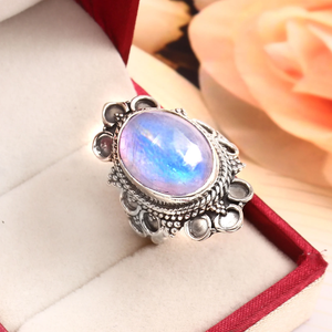 แหวนมูนสโตนธรรมชาติ แหวนดีไซน์เนอร์ แหวนทำมือ เครื่องประดับพลอยแท้ แหวนเงินแท้ 925 สำหรับเป็นของขวัญสำหรับเธอ - Product Image 3