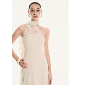 Nuevos Artículos de Tendencia, Vestidos Casuales Elegantes, VESTIDO ELEGANTE DE ENCAJE CORINNE, Todas las Temporadas, Soporte ODM, Vestido Casual para Mujer con Corte que Estiliza la Figura - Product Image 5