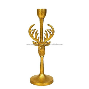 Candelabro de Metal Fundido Resistente con Forma de Asta de Ciervo • Soporte para Velas Cónicas con Acabado de Latón Sólido - Product Image 3