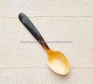 Cuchara de Cuerno Natural Artesanal ARTISAN CRAFT - Elegante, Duradera, Tamaño/Logotipo Personalizable, Utensilio Ecológico para Servir y Decorar - Product Image 2