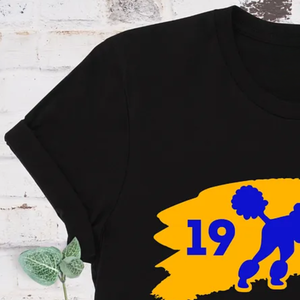 1922 เสื้อยืดสีดำพิมพ์ลายกราฟิกแบบกำหนดเองแขนสั้นคอกลมลำลองฤดูร้อนเสื้อยืดสตรีทแวร์แฟชั่นสำหรับทุกเพศ - Product Image 3
