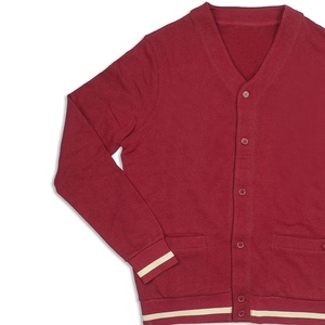 Suéter de Punto Rojo Personalizado al por Mayor para Hombre, Cuello en V, Manga Larga, Bordado con la Letra K, Suéter Informal de Invierno - Product Image 5