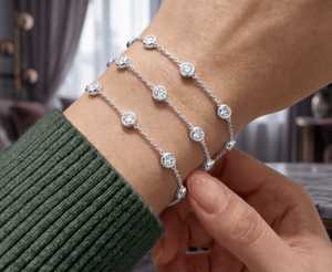 Betterstar High 18K White Gold D Colour VVS IGI Certified Lab Grown Diamond <b>Bracelet</b> Round Cut Setting Bridal Jewelry Factor - Product Image 4