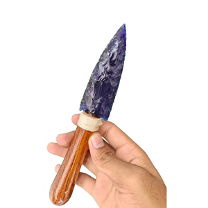Cuchillo de cristal con mango de obsidiana azul oscuro de alta calidad, hoja tallada a mano con punta de flecha, decoración espiritual, mágica y metafísica, venta al por mayor. - Product Image 6