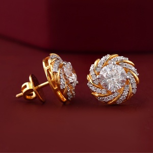 Pendientes de Diamante Cultivado en Laboratorio con Halo en Espiral en Oro Blanco, Amarillo y Rosa de 14K - Estilo Moderno - Product Image 4