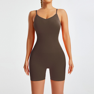 Traje de yoga para mujer, mono de una pieza sin espalda de cintura alta, pantalones cortos de yoga sin costuras, ropa transpirable para pilates y gimnasio - Product Image 4