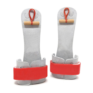Poignées de gymnastique haute performance à 2 trous avec design ergonomique pour athlètes, les poignées de gymnastique à 2 trous aident à améliorer la stabilité de la préhension - Product Image 4
