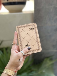 Gran oferta, porta pasaporte de cuero, diseñador de cuero mecanizado, estilo de patrón occidental, accesorios de viaje multifunción únicos - Product Image 5