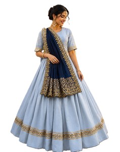 Lehenga Choli en soie bleu clair avec dupatta bleu marine, tenue de mariage indienne traditionnelle, robe ethnique pour femmes, longueur au sol - Product Image 1