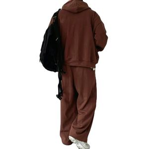 Nouvelle conception, ensemble 2 pièces grande taille pour hommes, survêtement personnalisé avec sweat à capuche à double fermeture éclair et pantalon de survêtement ample à coupe évasée, streetwear - Product Image 3