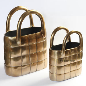 Juego de 2 jarrones decorativos de aluminio, redondos, chapados en oro, largos, con tapa, de diseño. - Product Image 6