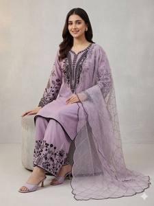 Conjunto de 3 piezas de kurta y palazzo rectos en morado lavanda, estilo indio-pakistaní, informal, para fiestas, de algodón, salwar kameez. - Product Image 3