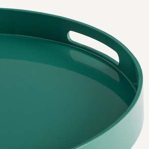 Plateau rond laqué écologique brillant avec poignées vert foncé, idéal pour la décoration intérieure, organisateur de table, vente en gros, plateaux cadeaux en vrac - Product Image 3