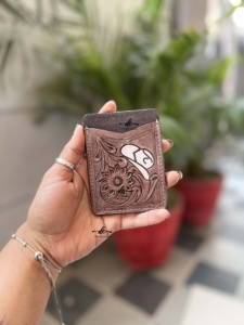 กระเป๋าใส่บัตรเครดิตหนังตะวันตกสำหรับทุกเพศ, ที่ใส่บัตรเอทีเอ็มงานแกะสลักด้วยมือสีน้ำตาลหลากสไตล์ - Product Image 2