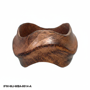 Bracelet manchette sculpté artisanal en bois, finition bronze antique, motif vague organique, bijou bohème sculpté à la main pour femme - Product Image 5