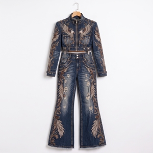 Conjunto de Dos Piezas de Mezclilla Desgastada con Bordado de Fénix para Mujer, Chaqueta Corta y Pantalones de Mezclilla Acampanados, Moda Urbana Vintage de Lujo - Product Image 5