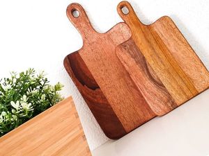 Planche à découper en bois artisanale, planche à découper en bois rustique naturel pour la préparation des aliments en cuisine, le service et l'utilisation domestique - Product Image 5