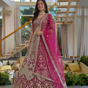 ชุดเดรสเลเฮนกาโชลีแบบดั้งเดิมของอินเดียและปากีสถานสำหรับผู้หญิงขายส่ง ทำจากผ้าตาข่ายลายผีเสื้อ วัสดุรีไซเคิล - Product Image 1