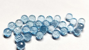 Perles rondes facettées en topaze bleu ciel de qualité AAA, 10 mm, pierres précieuses naturelles, pierres en vrac pour la fabrication de bijoux haut de gamme, vente en gros - Product Image 5