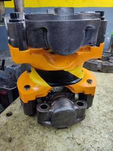 ชุดข้อต่ออเนกประสงค์ D375A5 Komatsu 195-20-33000 สำหรับเครื่องจักรเหมือง ชุดประกอบข้อต่อ U D375A5 195-20-33000 ชุดประกอบข้อต่อ U - Product Image 1