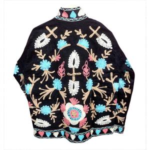 Chaqueta Tradicional Bordada de Corduroy de Algodón Ecológico con Cuello Mandarín y Estampado Floral, Hecha a Mano, para Mujer, Ropa de Otoño - Product Image 6