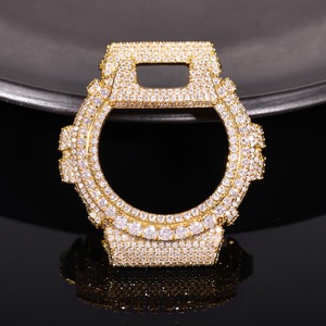 Accessoires de montre personnalisés : Boîtier en moissanite, Lunette en laiton massif entièrement sertie de diamants, compatible testeur de diamant, Lunette dorée pour montre entièrement sertie de diamants - Product Image 5
